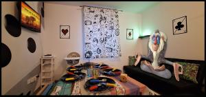 Maisons de vacances 15- de Disney maison a theme avec SALLE DE JEUX privee 6 couchages 2 wc : photos des chambres