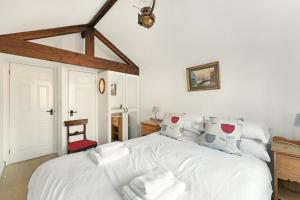 Rowan Studio Cottage