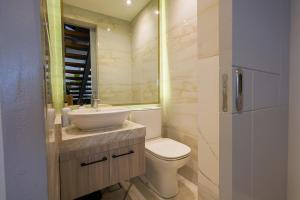 Casa Bonifacio by JC