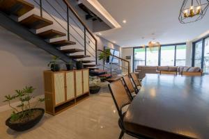 Casa Bonifacio by JC