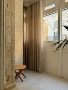 Urban Floriana Living