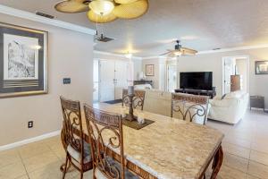 Tranquil Cape Living