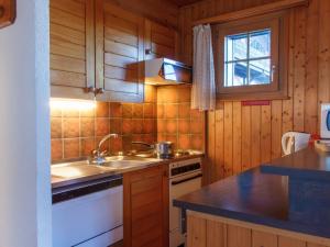 Apartment Edelweiss by Interhome