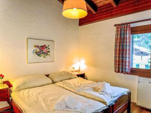 Apartment Residenza Chesa Margun 15-4 by Interhome