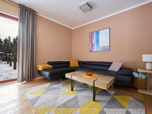 Chalet Sunny Mountain Escape & Pets by Interhome