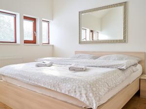 Chalet Sunny Mountain Escape & Pets by Interhome