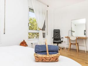 Apartment Vila Olimpica Sant Marti by Interhome