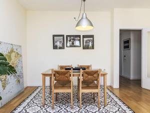 Apartment Vila Olimpica Sant Marti by Interhome