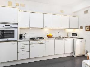 Apartment Vila Olimpica Sant Marti by Interhome