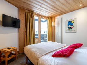 Apartment Les Hauts du Val Claret - Val Claret-27 by Interhome