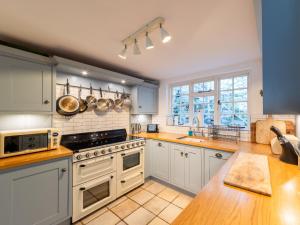 Holiday Home Hillside by Interhome