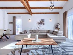 Villa Jolanda by Interhome