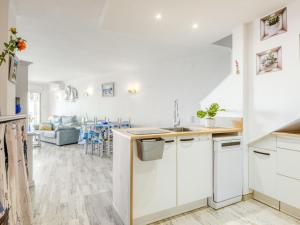 Apartment Bahia-15 by Interhome