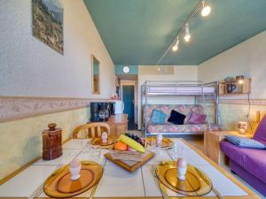 Studio Soyouz Vanguard-103 by Interhome