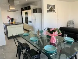 Le Sucre d'Orge à 11 min d' Eurexpo - 德希内斯·尚皮埃