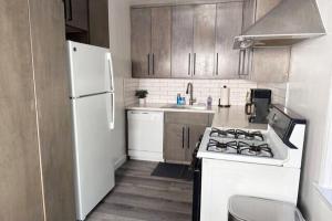Fully remodeled 1 bedroom in prime West Hollywood