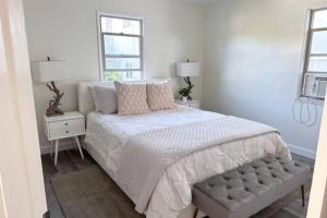 Fully remodeled 1 bedroom in prime West Hollywood