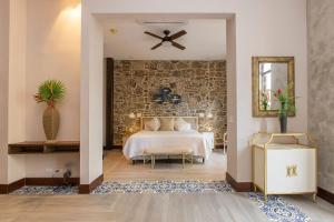 Villas La Fontana Amplia ApartaSuite- piscina 102