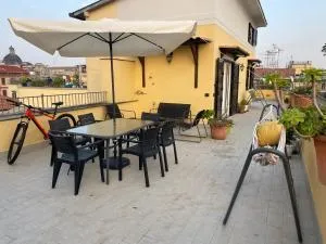 Attico Spaccanapoli con mega terrazzo - Неаполь