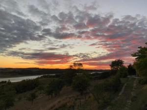 Appartements La bergerie - Paisible vue lac et montagne : photos des chambres