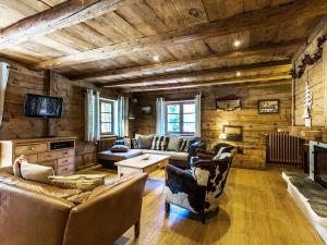 Appartement de Charme 5 Chambres, Centre de La Clusaz, Cheminée, Wifi, Parking, Animaux Admis - FR-1-437-50