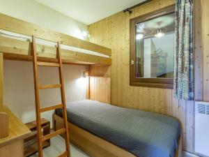 Duplex 2 chambres avec cheminée, garage et terrasse - La Clusaz, proche des pistes, WIFI inclus - FR-1-437-12