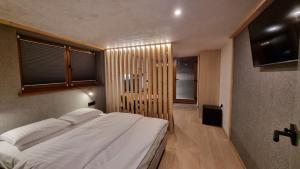 POKOJE GOŚCINNE WILCZNIK 12