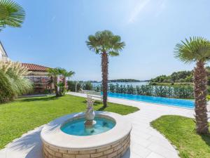 Apartment Villa Vizula by Interhome