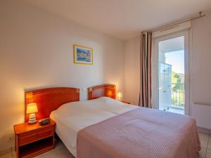 Apartment Les Calanques du Parc-4 by Interhome