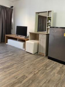 Impact Arena Condo C9 by GoodRoom24