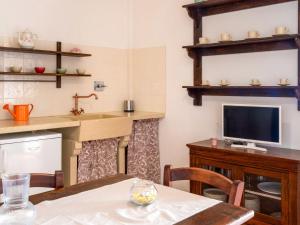 Apartment Le Debbiare-14 by Interhome