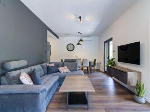 Holiday Home Kal by Interhome