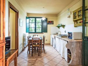 Apartment Le Debbiare-5 by Interhome