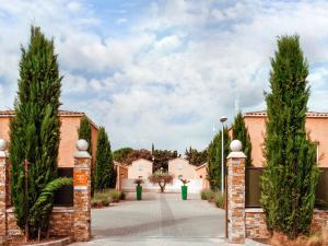 Maisons de vacances Holiday Home Domaine de Bacchus-Sejour-Galerie 4 pers by Interhome : photos des chambres