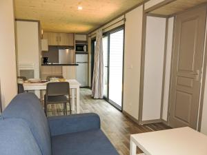 Maisons de vacances Holiday Home Le Moulin Neuf-2 Pers- by Interhome : photos des chambres