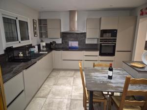 Maisons de vacances Maison BEHERE : photos des chambres