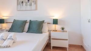 Villa Chalet con Piscina Torrox by Ruralidays