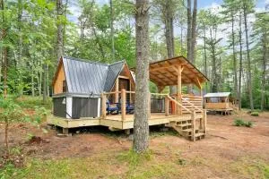 A-Frame Retreat with Inviting Hot Tub - 刘易斯顿