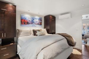 New Listing 1 BR Aspen Condo by Gondola