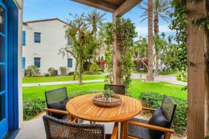 Revitalized Desert Getaway #A