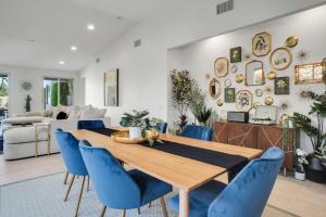 El Paseo Paradise 3BR Desert Oasis with pool & spa