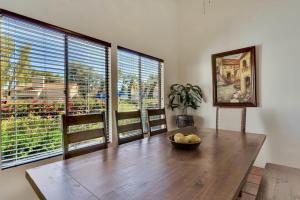 Spanish Villa Steps to La Quinta Resort