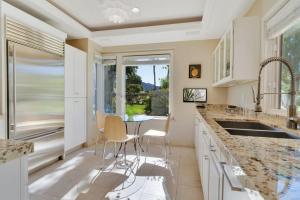 Stunning Villa with Custom Upgrades near LQ Resort