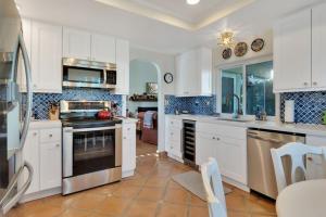 La Hacienda at Santa Rosa Steps to LaQuinta Resort