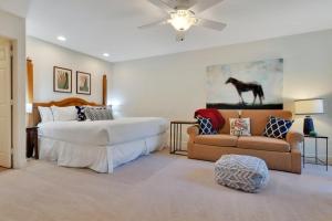 La Hacienda at Santa Rosa Steps to LaQuinta Resort