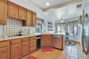 Gorgeous Santa Rosa Hacienda on PGA Golf Course