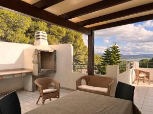 Renato Apartments img30