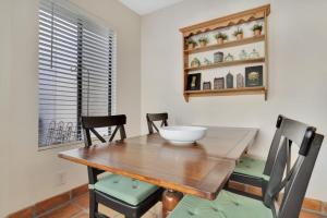 Spanish Bungalow Across from PGA West Clubhouse