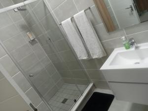 Penthouse Suite, Exquisite One Bedroom Apartment