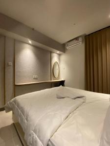 Luxury 2BR Benson Apartment, Pakuwon Mall